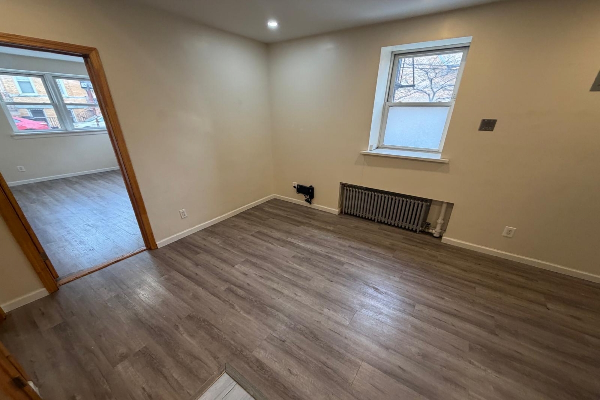  60th Street  Queens, NY 11385, MLS-RD5559-11