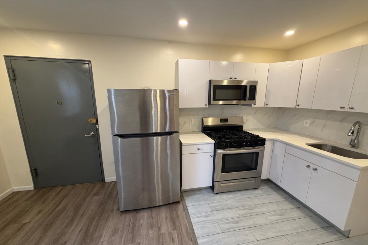  60th Street  Queens, NY 11385, MLS-RD5559-14