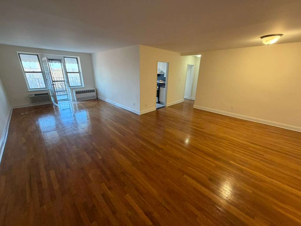 Apartment 150th Street Queens, NY 11367, MLS-RD5561-4