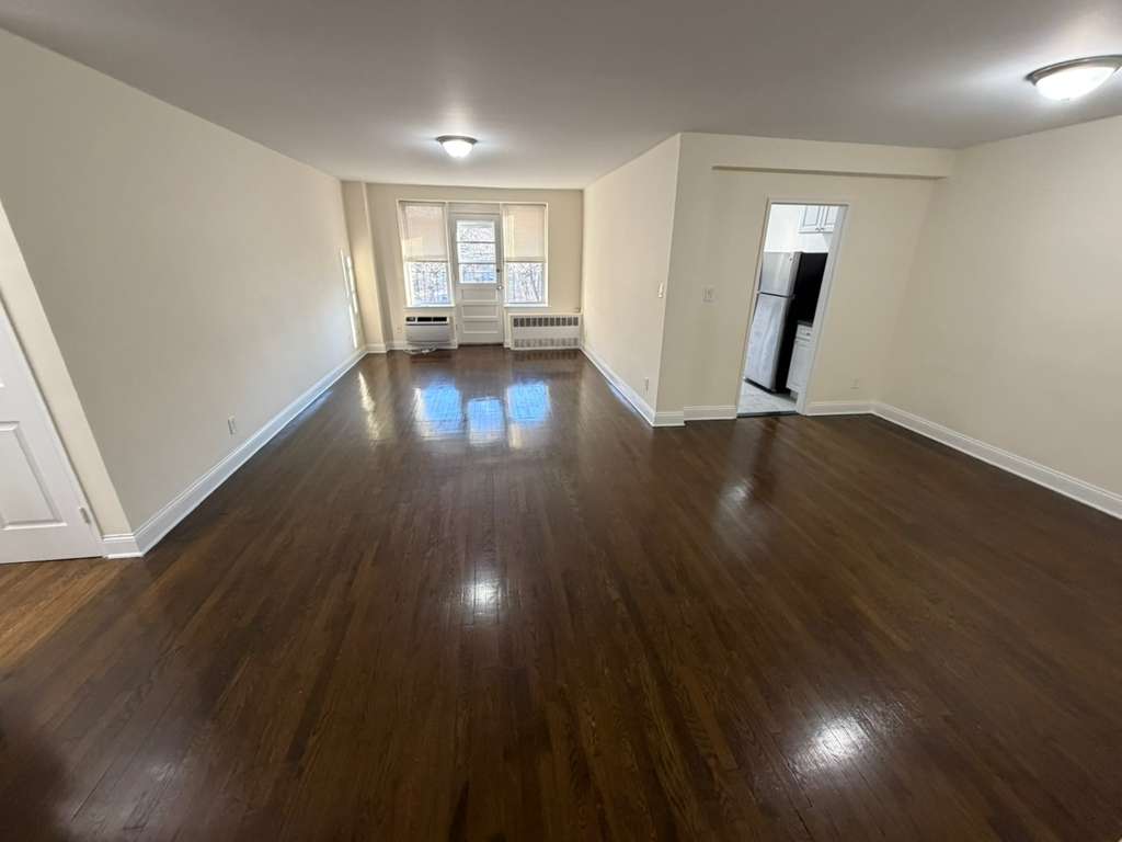 Apartment 150th Street  Queens, NY 11367, MLS-RD5562-6