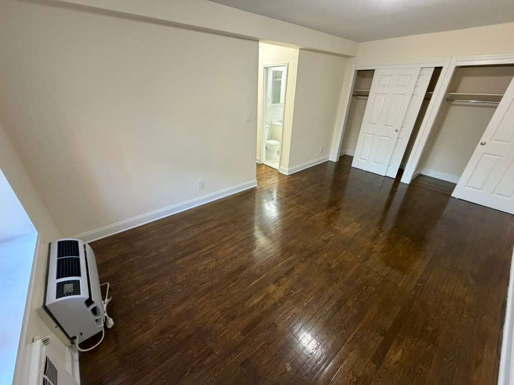 Apartment 150th Street  Queens, NY 11367, MLS-RD5562-15