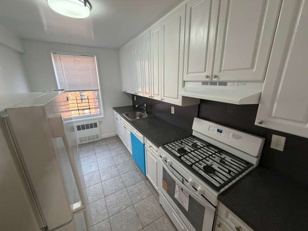 Apartment 150th Street Queens, NY 11367, MLS-RD5563-3