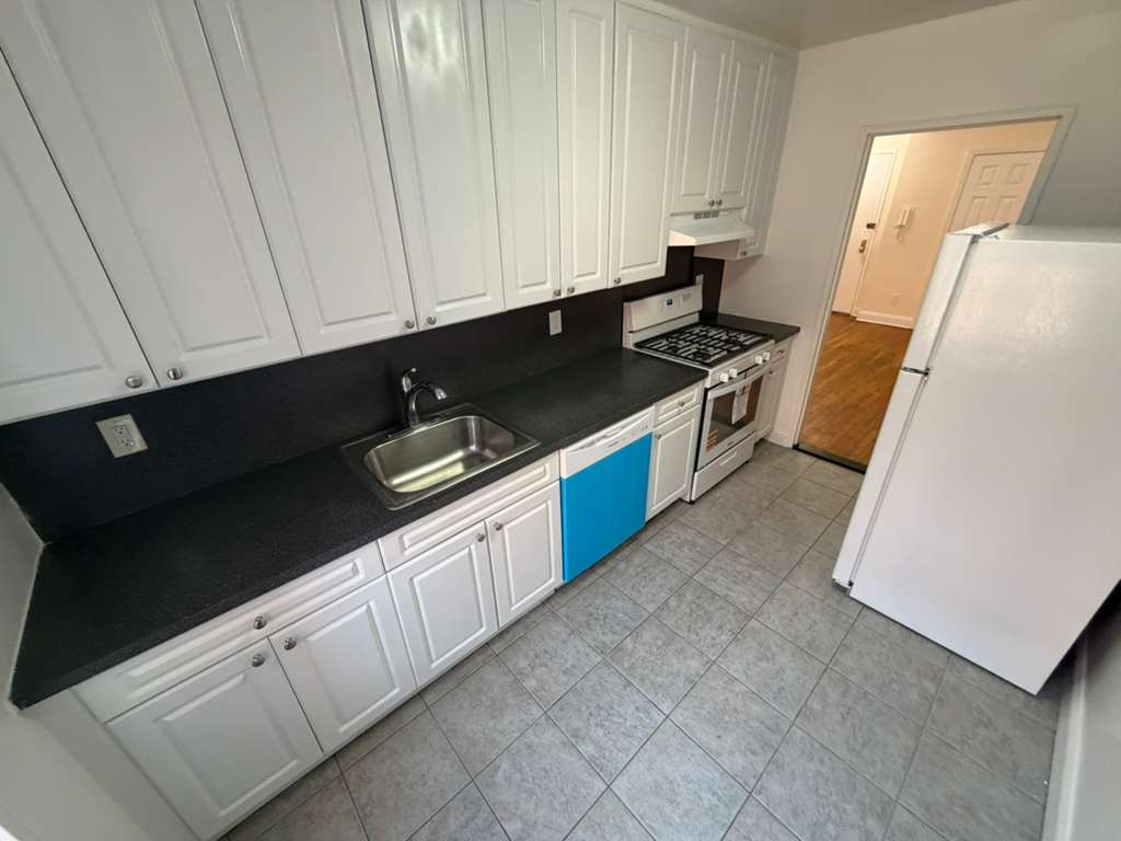 Apartment 150th Street Queens, NY 11367, MLS-RD5563-5