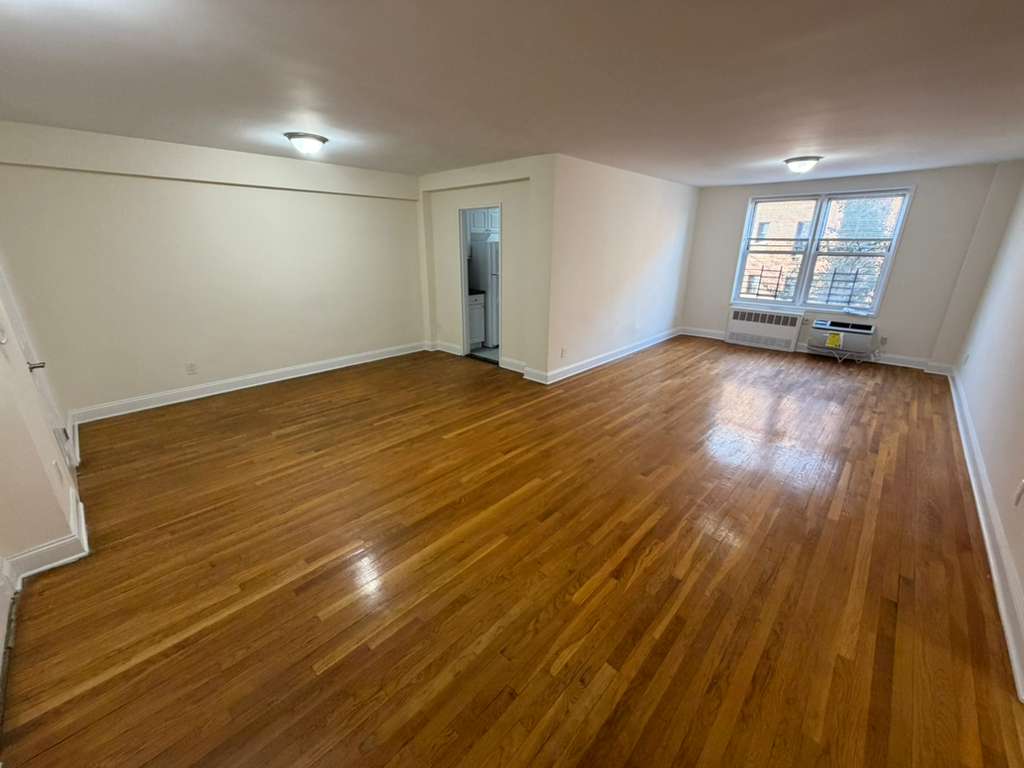 Apartment 150th Street Queens, NY 11367, MLS-RD5563-7