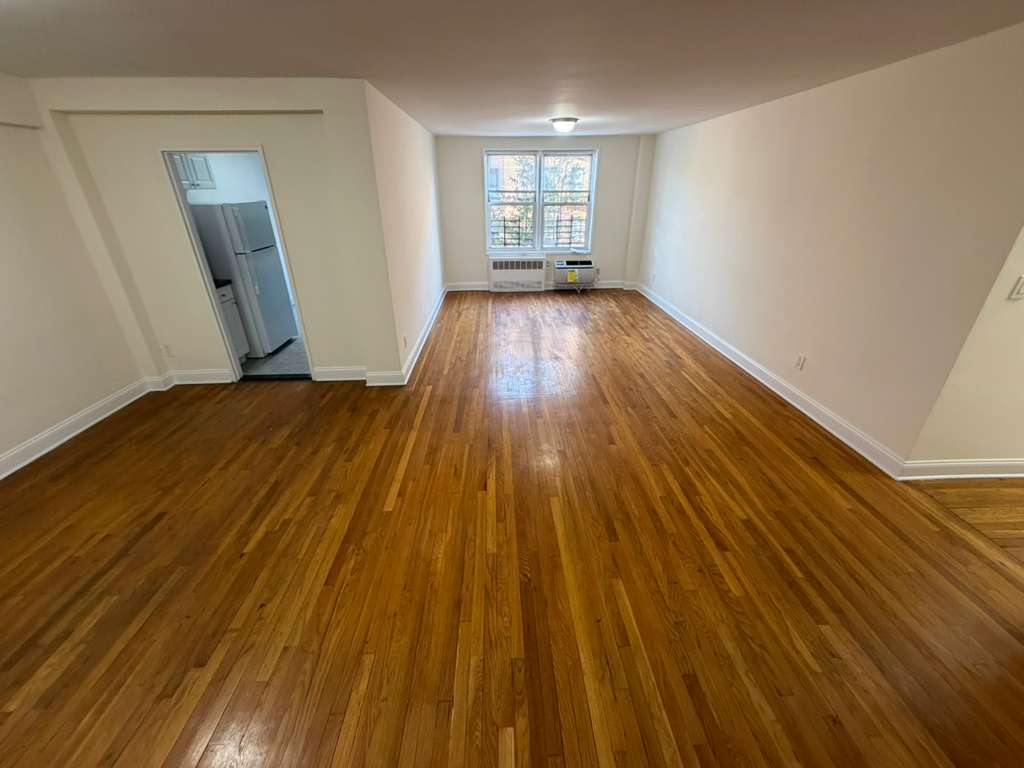 Apartment 150th Street Queens, NY 11367, MLS-RD5563-8