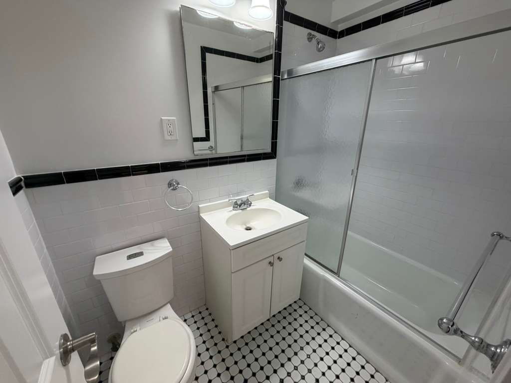 Apartment 150th Street Queens, NY 11367, MLS-RD5563-14