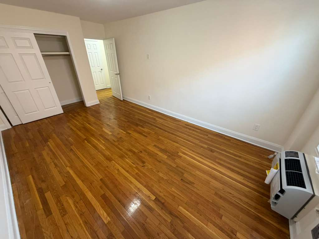 Apartment 150th Street Queens, NY 11367, MLS-RD5563-19