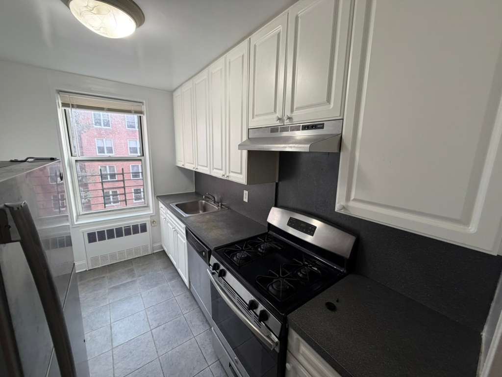 Apartment 150th Street  Queens, NY 11367, MLS-RD5564-3