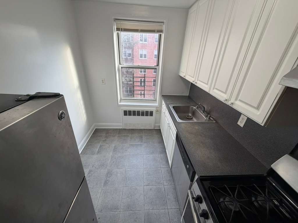Apartment 150th Street  Queens, NY 11367, MLS-RD5564-5