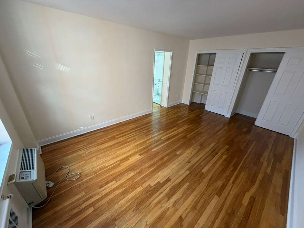 Apartment 150th Street  Queens, NY 11367, MLS-RD5564-20