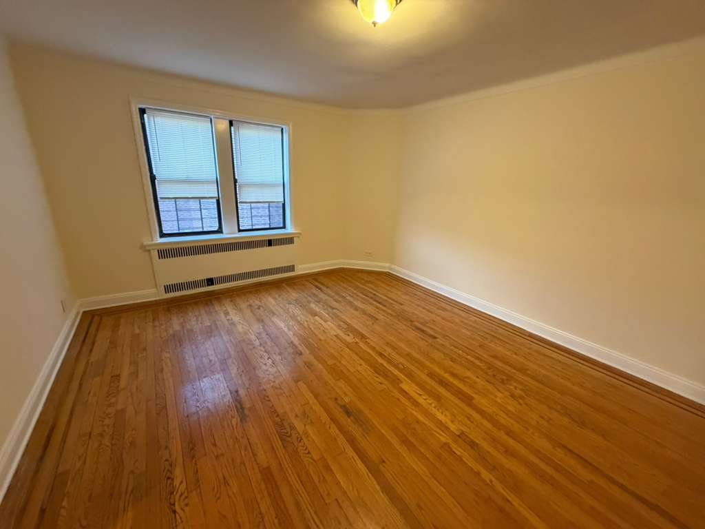 Apartment 32nd Avenue Queens, NY 11377, MLS-RD5565-9