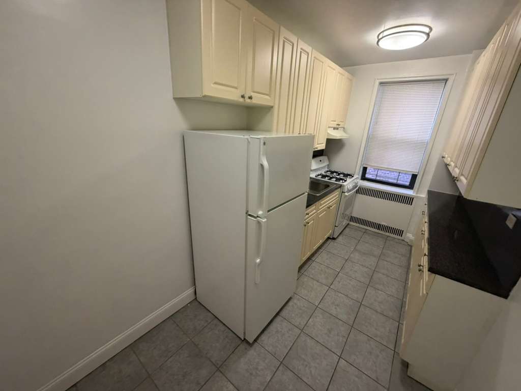 Apartment 167th Street  Queens, NY 11358, MLS-RD5567-3