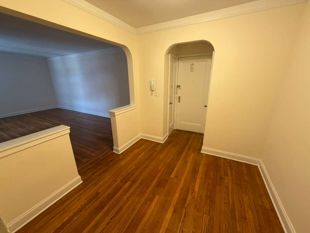 Apartment 167th Street  Queens, NY 11358, MLS-RD5567-7