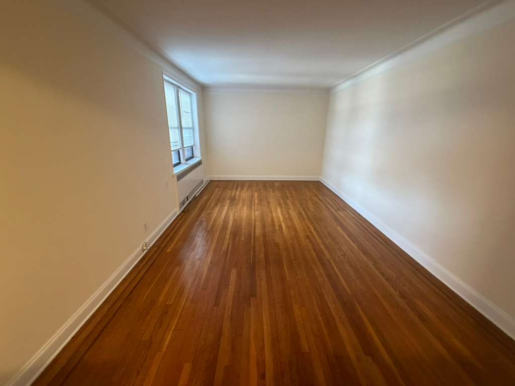 Apartment 167th Street  Queens, NY 11358, MLS-RD5567-9