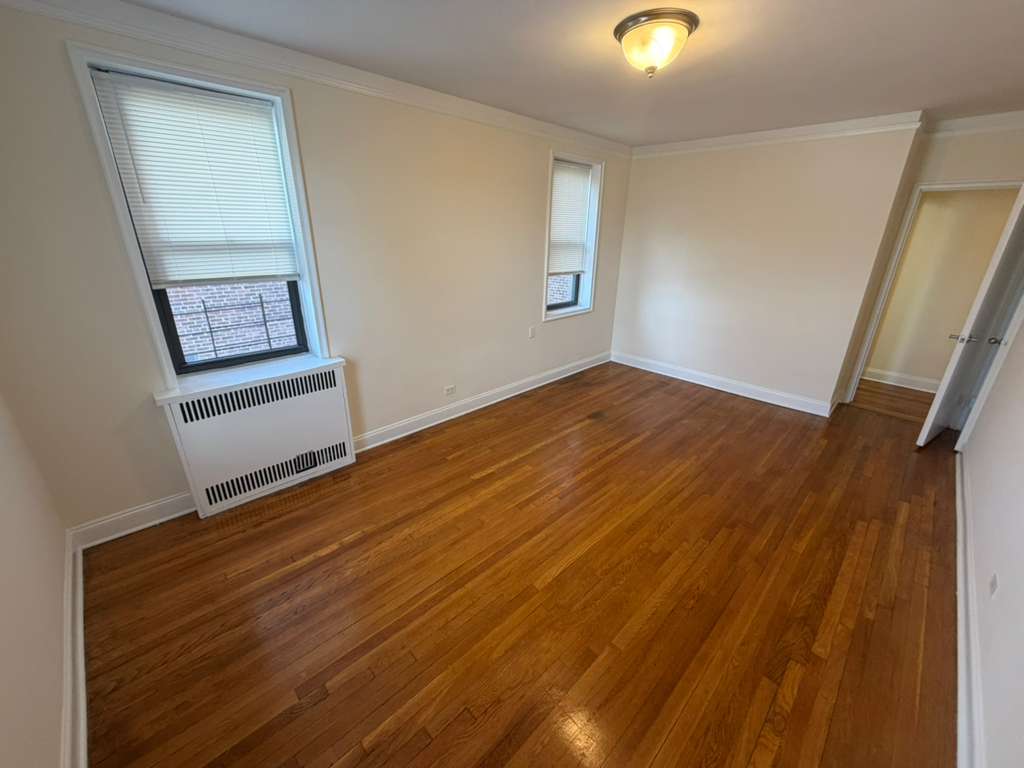 Apartment 167th Street  Queens, NY 11358, MLS-RD5567-20
