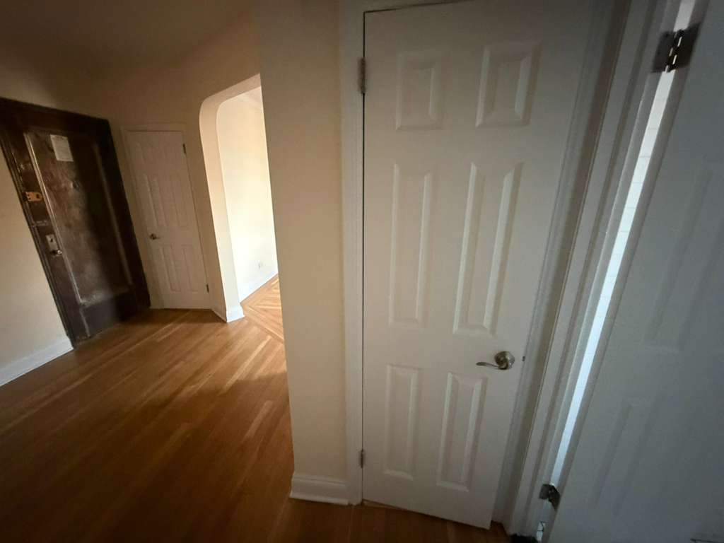 Apartment 32nd Avenue  Queens, NY 11377, MLS-RD5568-11