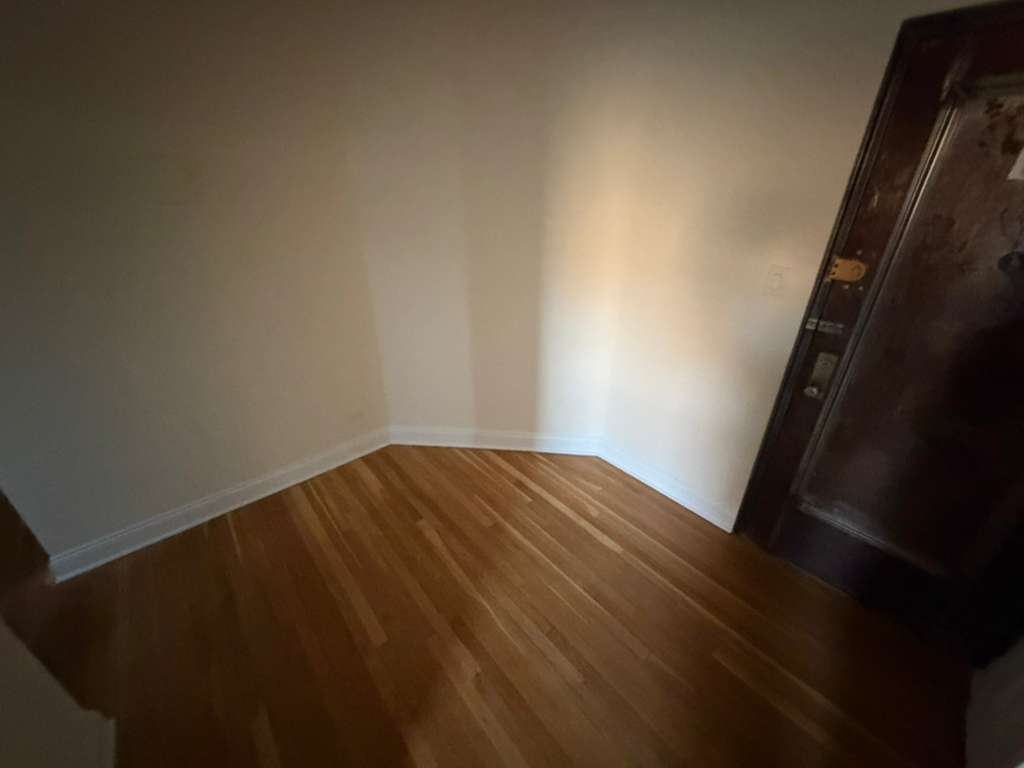 Apartment 32nd Avenue  Queens, NY 11377, MLS-RD5568-15