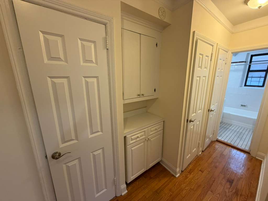 Apartment 32nd Avenue  Queens, NY 11377, MLS-RD5569-14