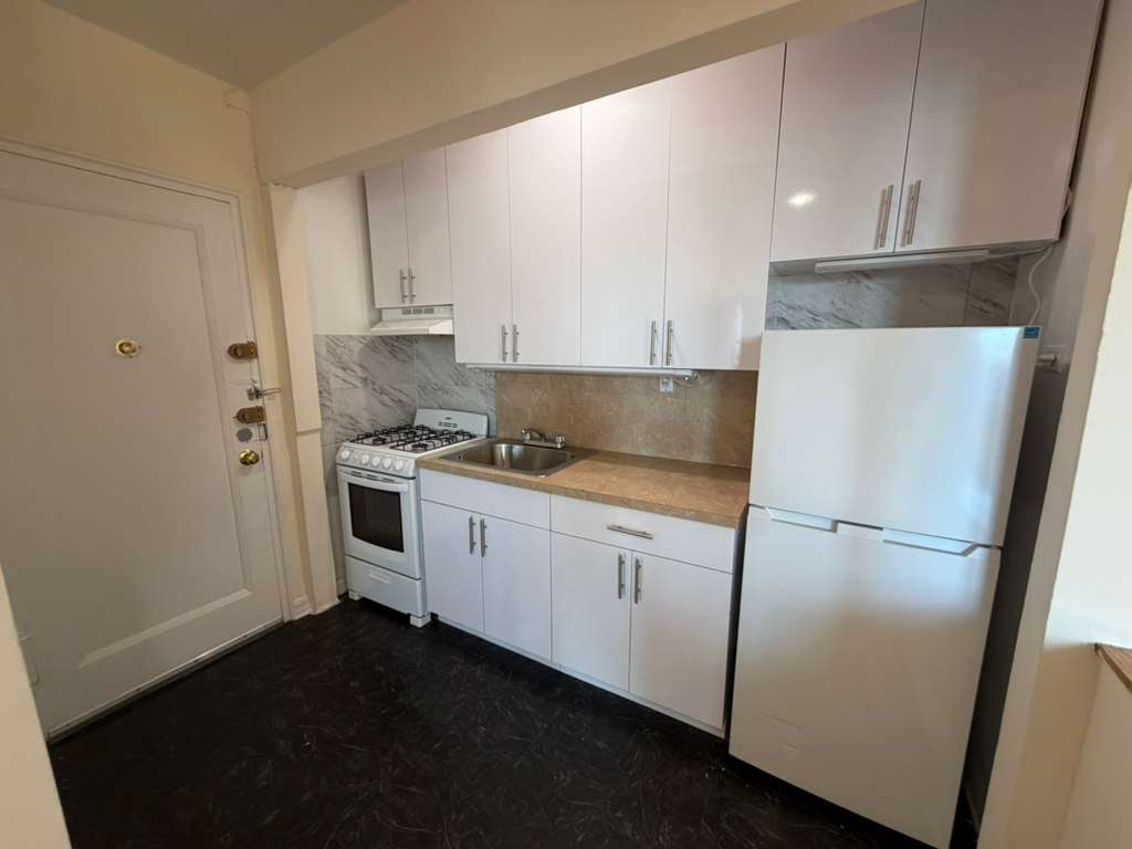 Apartment 118th Street Queens, NY 11415, MLS-RD5574-4
