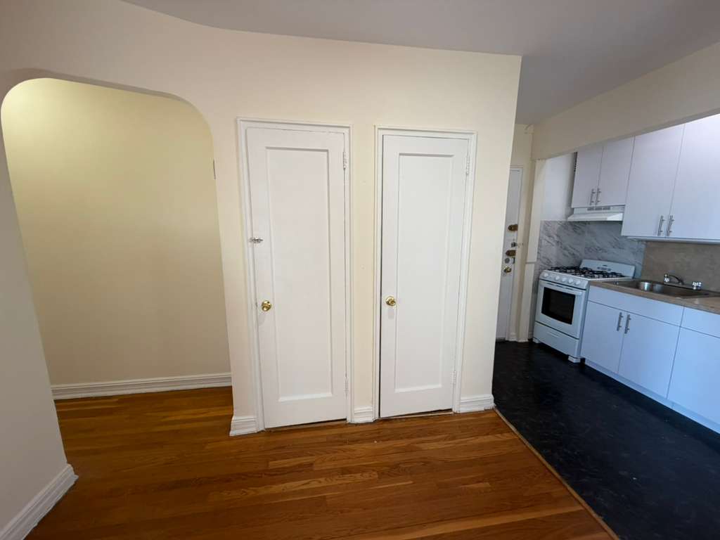 Apartment 118th Street Queens, NY 11415, MLS-RD5574-6