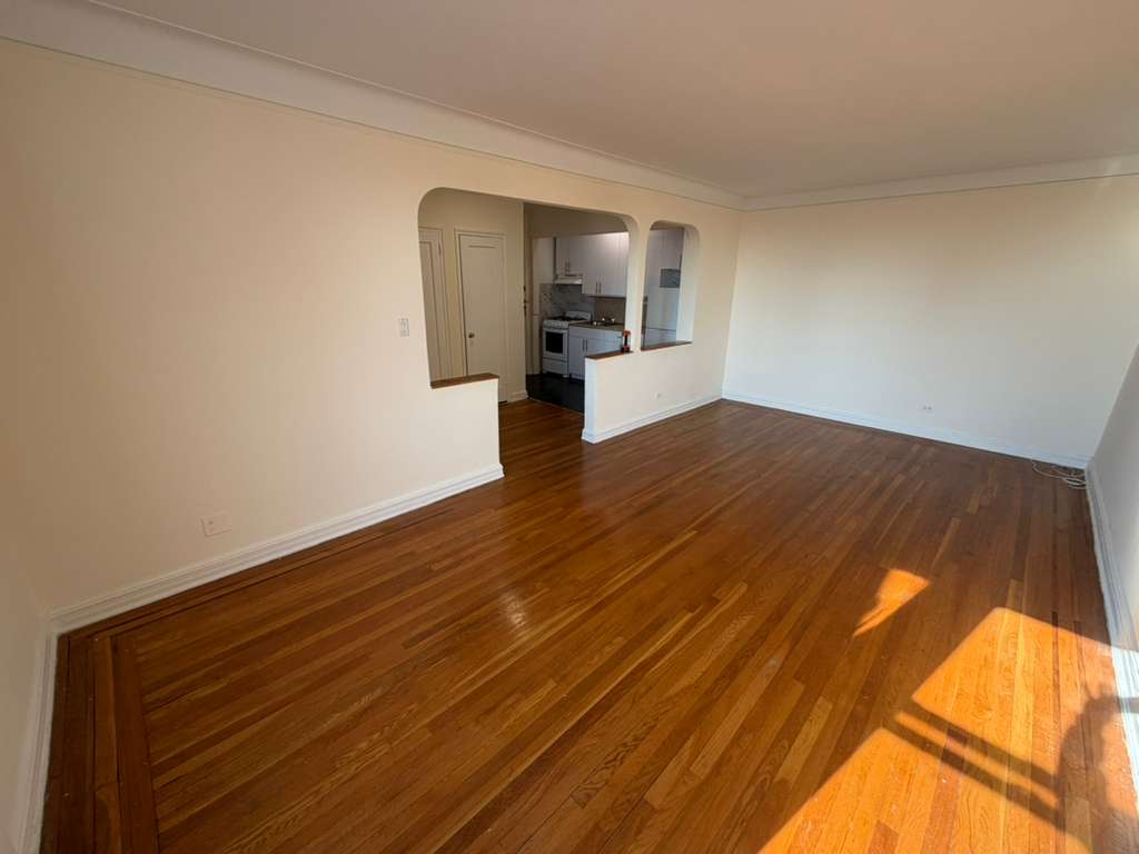 Apartment 118th Street Queens, NY 11415, MLS-RD5574-13