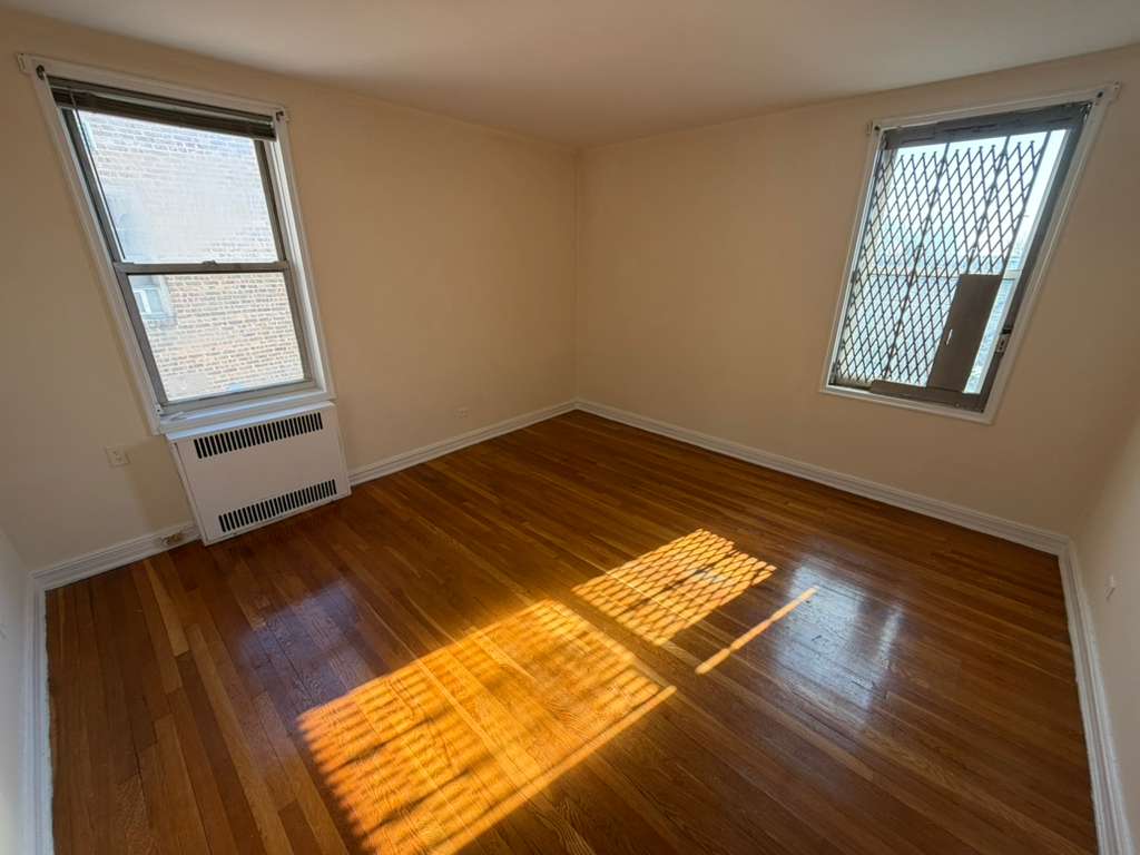 Apartment 118th Street Queens, NY 11415, MLS-RD5574-17