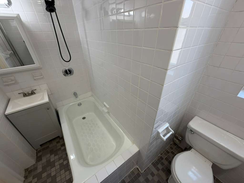 Apartment 118th Street  Queens, NY 11415, MLS-RD5574-20