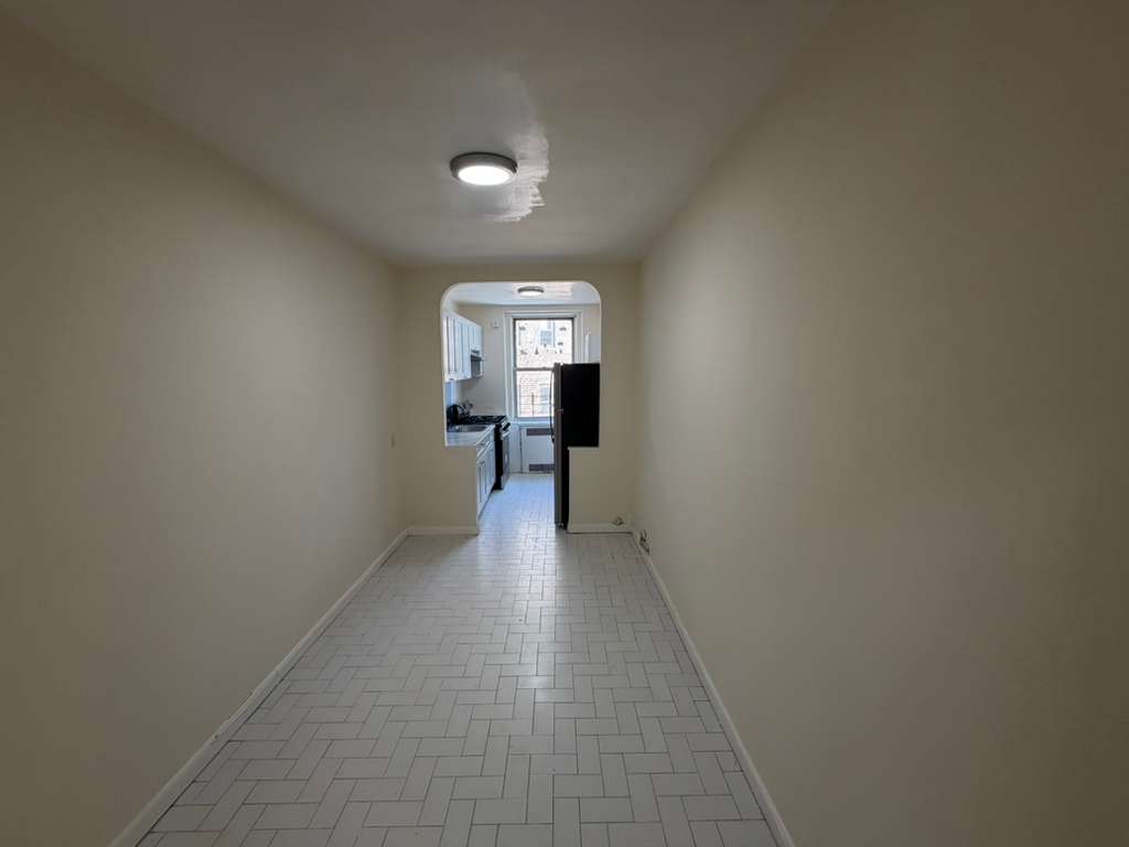 Apartment 118th Street  Queens, NY 11415, MLS-RD5575-4