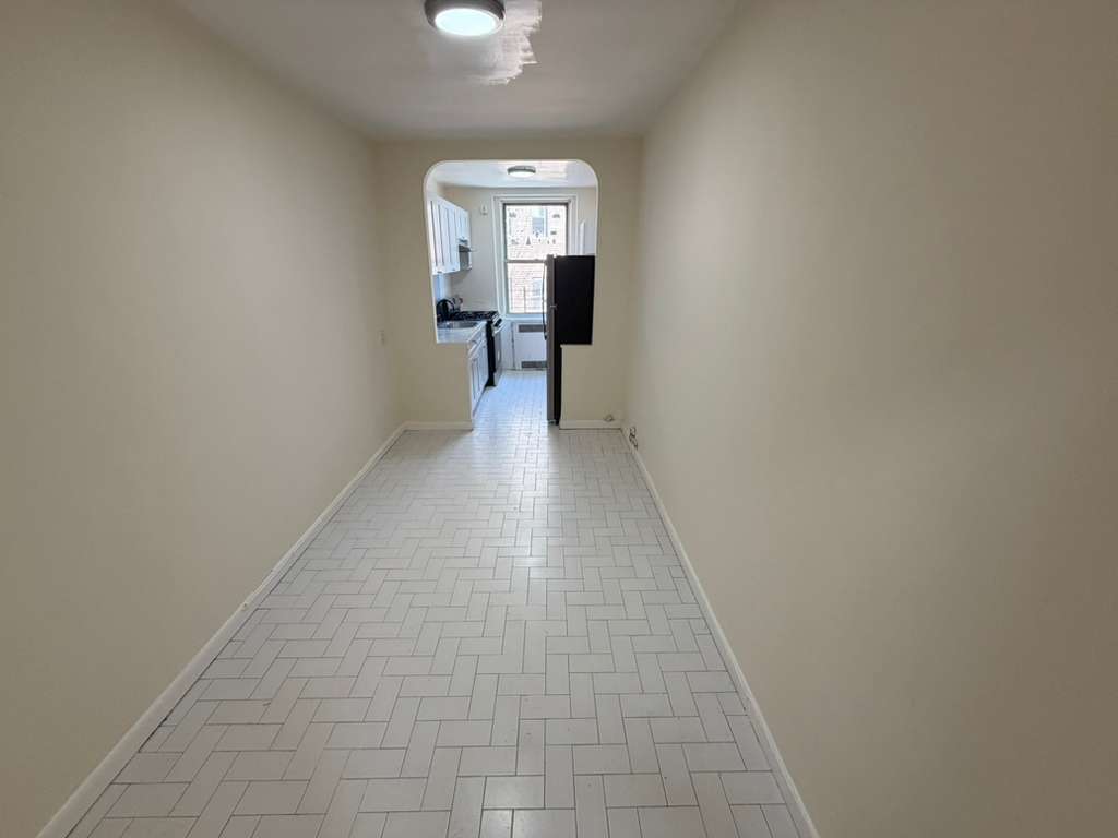 Apartment 118th Street  Queens, NY 11415, MLS-RD5575-5