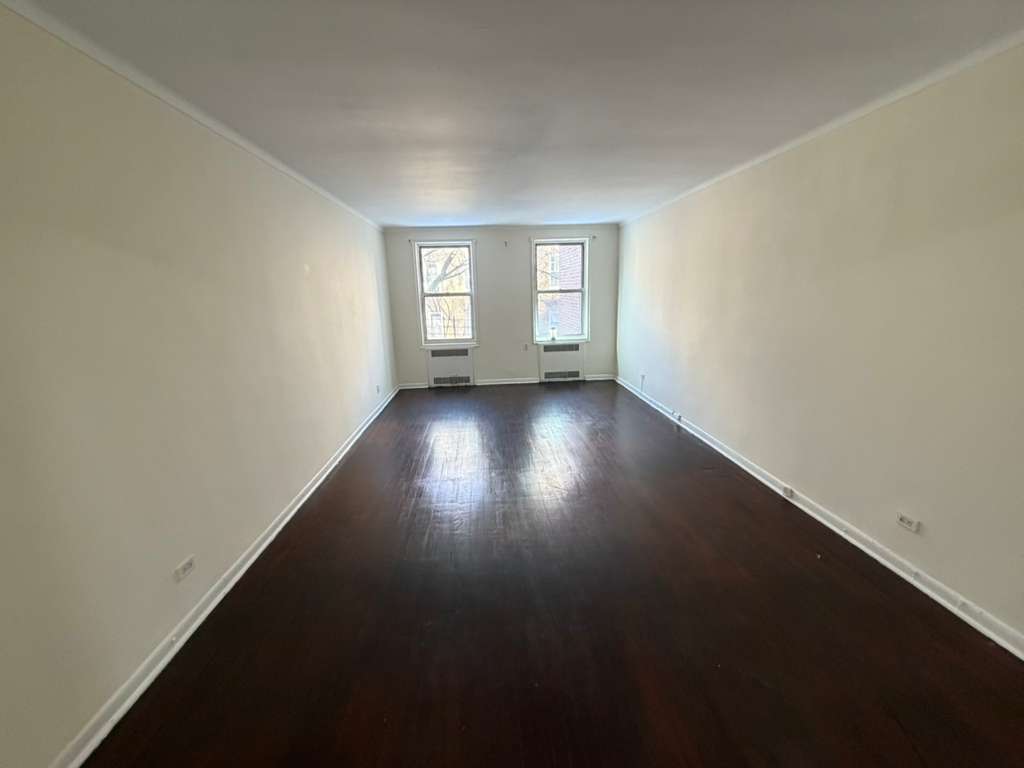 Apartment 118th Street  Queens, NY 11415, MLS-RD5575-7