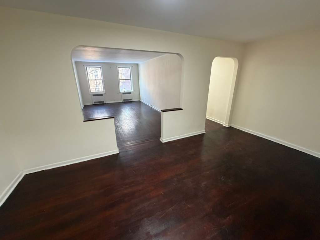 Apartment 118th Street  Queens, NY 11415, MLS-RD5575-8