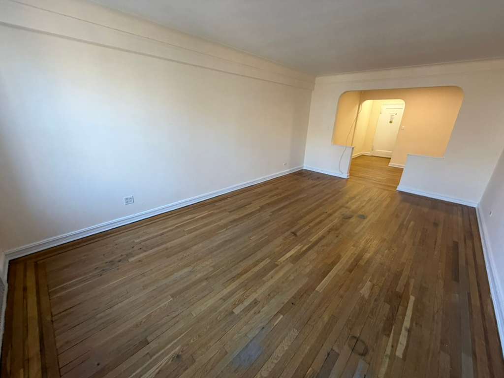 Apartment 118th Street Queens, NY 11415, MLS-RD5576-14