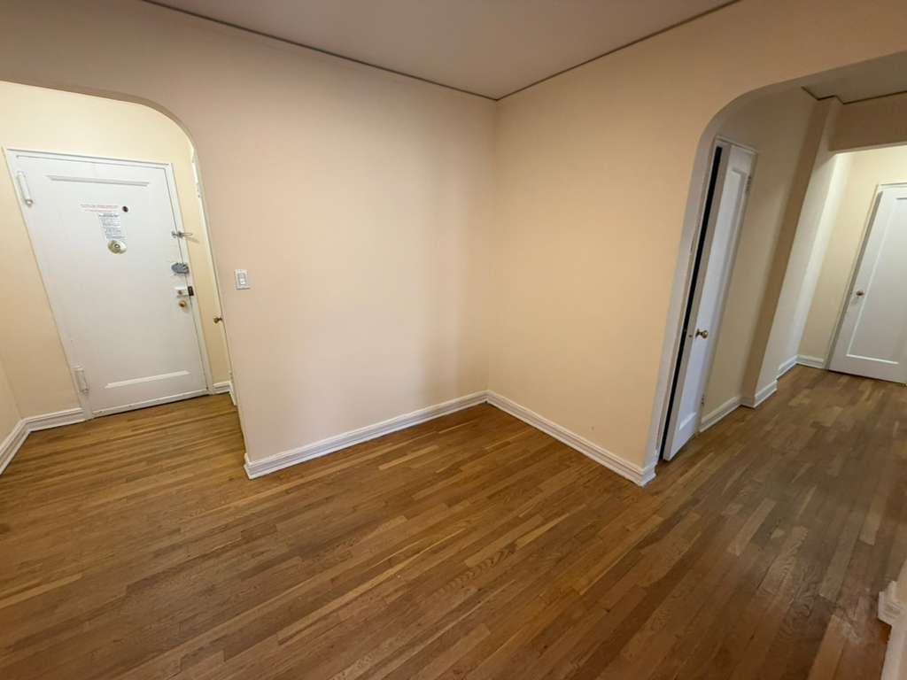 Apartment 118th Street Queens, NY 11415, MLS-RD5576-15