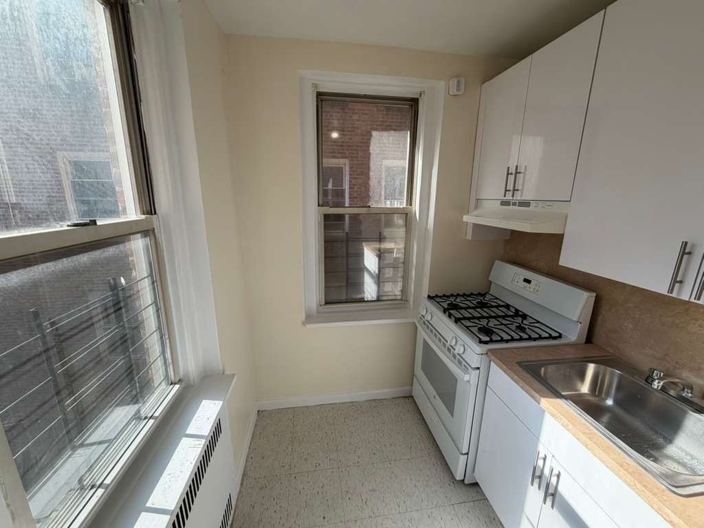 Apartment 118th Street  Queens, NY 11415, MLS-RD5577-4