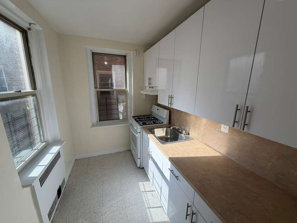 Apartment 118th Street  Queens, NY 11415, MLS-RD5577-5