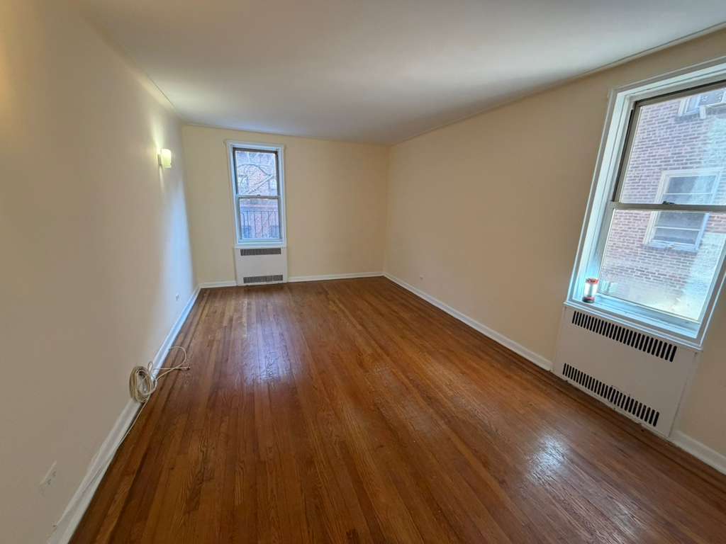 Apartment 118th Street  Queens, NY 11415, MLS-RD5577-16