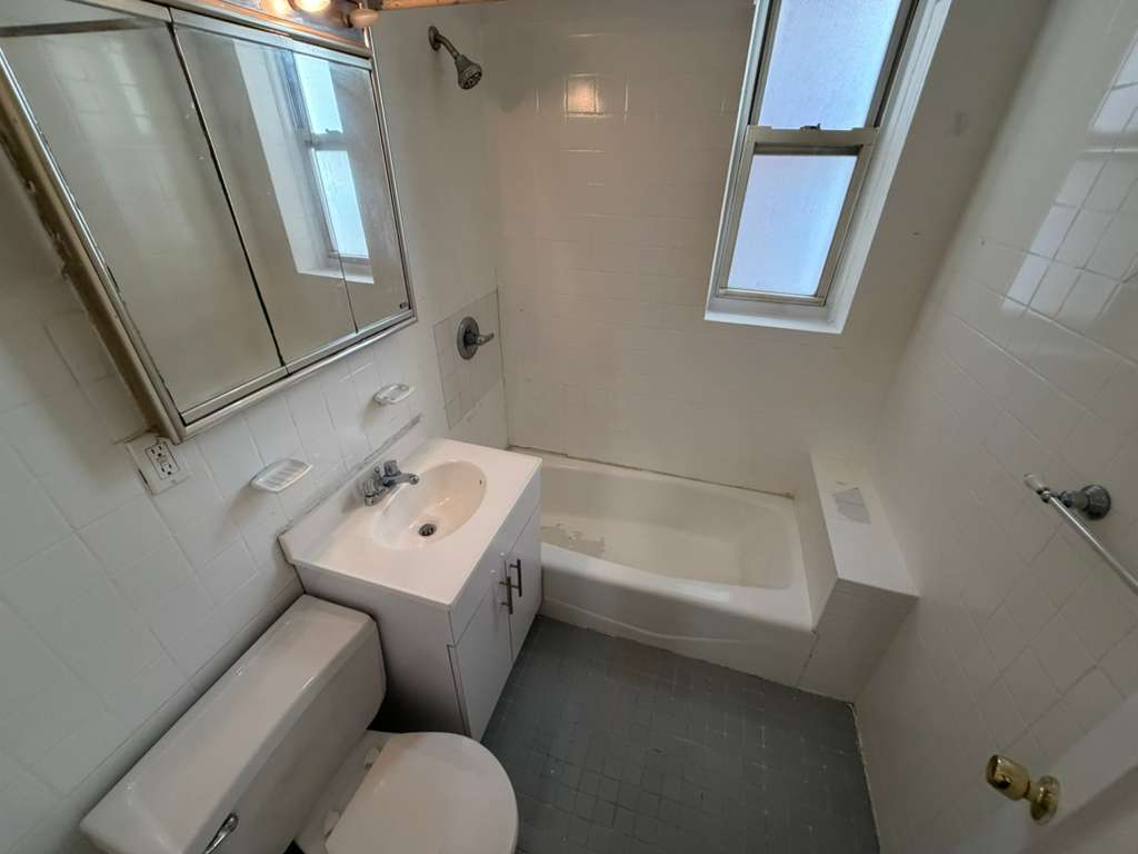 Apartment 118th Street  Queens, NY 11415, MLS-RD5577-19