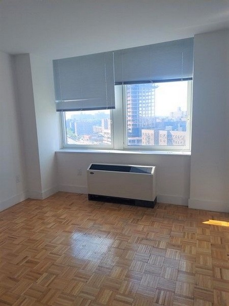 Apartment Queens Blvd  Queens, NY 11374, MLS-RD5582-5