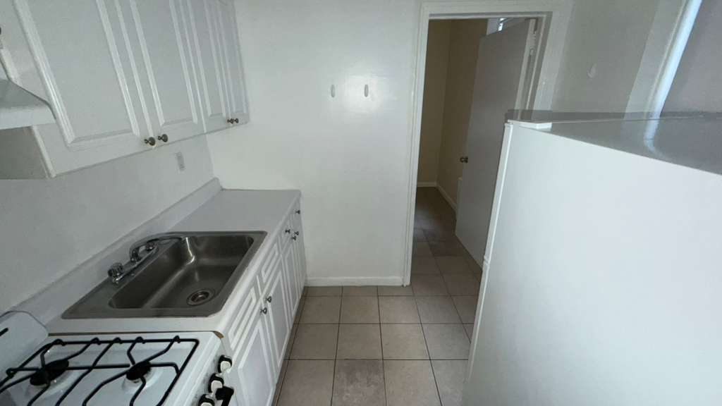 Apartment 66th Road  Queens, NY 11374, MLS-RD5584-2