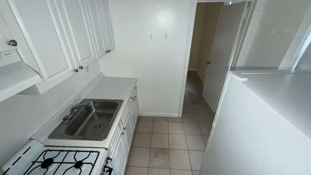 Apartment 66th Road  Queens, NY 11374, MLS-RD5584-3