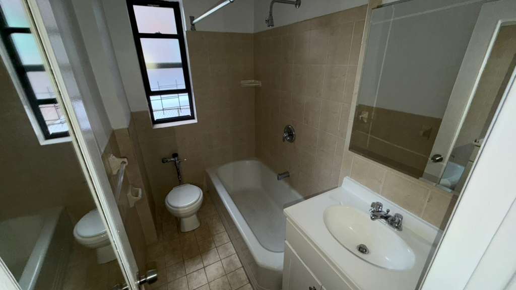 Apartment 66th Road  Queens, NY 11374, MLS-RD5584-20