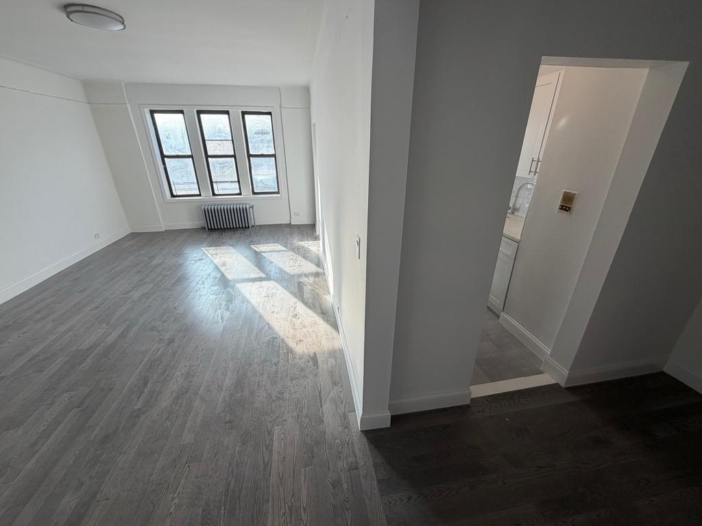 Apartment Union Tpke  Queens, NY 11415, MLS-RD5585-14