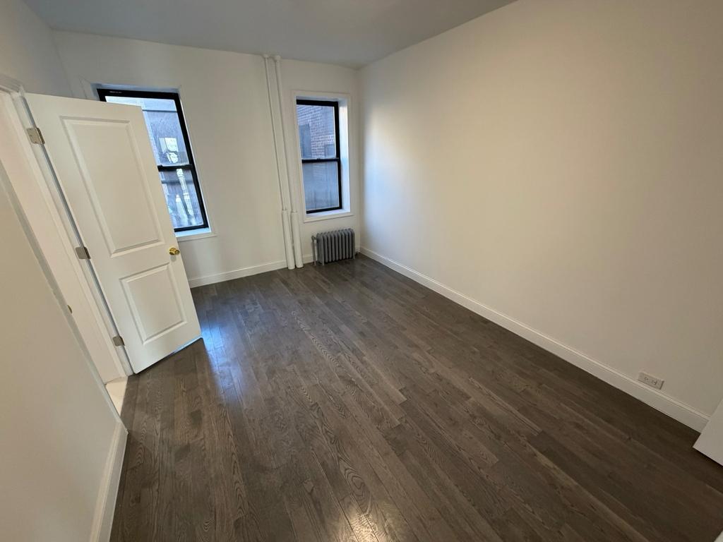 Apartment Union Tpke  Queens, NY 11415, MLS-RD5585-15