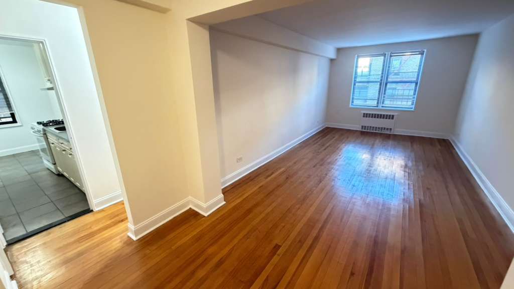 Apartment 77th Street Queens, NY 11372, MLS-RD5598-9