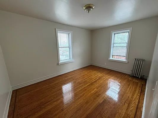 Apartment 35th Avenue  Queens, NY 11372, MLS-RD5600-16