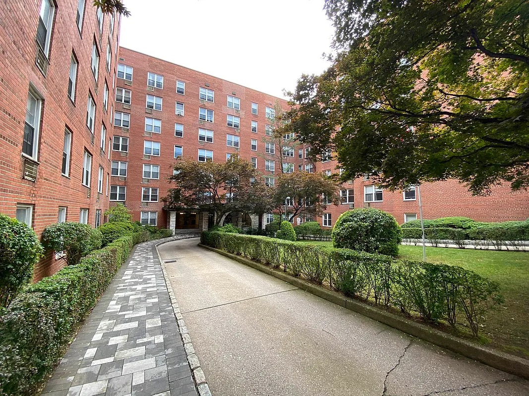Apartment 150th Street  Queens, NY 11367, MLS-RD5603-2