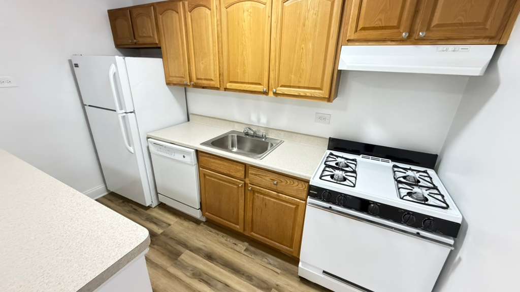 Apartment 103rd Street  Queens, NY 11375, MLS-RD5606-2