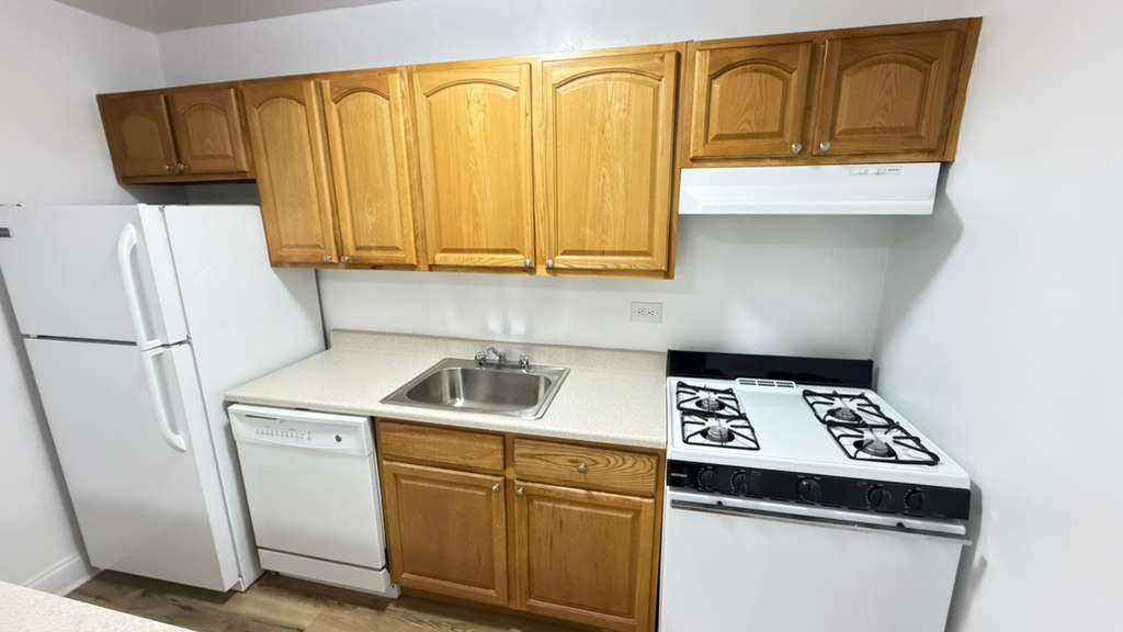 Apartment 103rd Street  Queens, NY 11375, MLS-RD5606-4