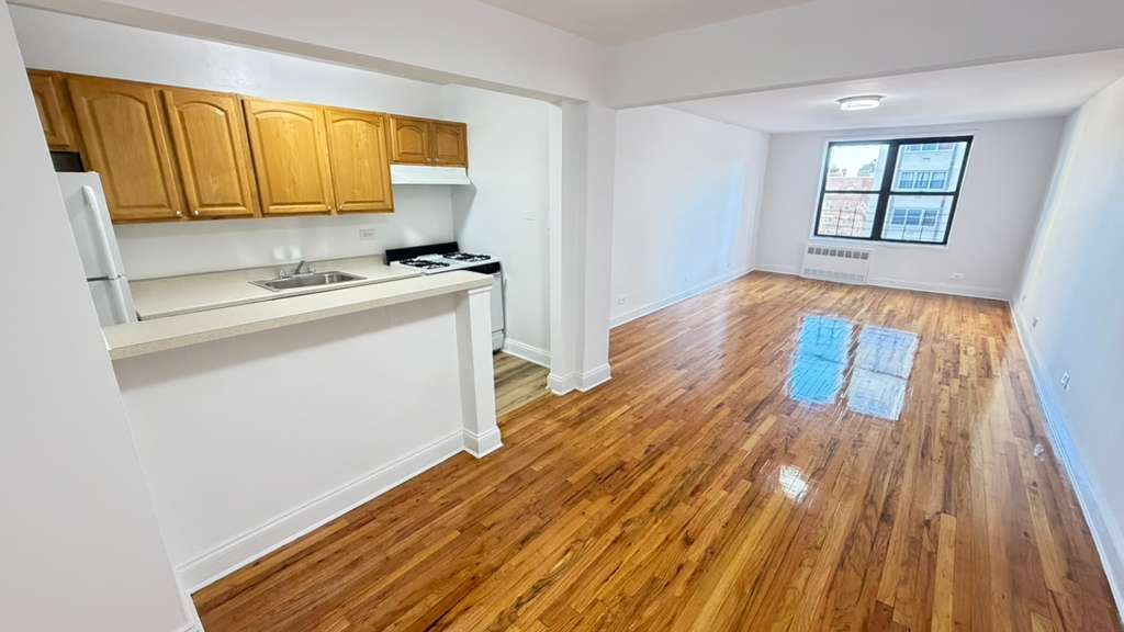 Apartment 103rd Street  Queens, NY 11375, MLS-RD5606-5