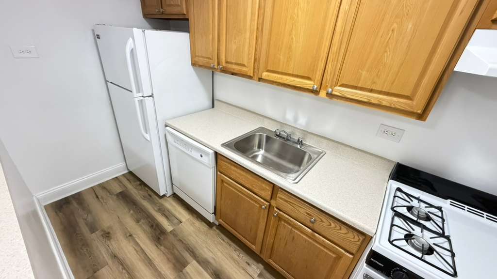 Apartment 103rd Street  Queens, NY 11375, MLS-RD5606-9